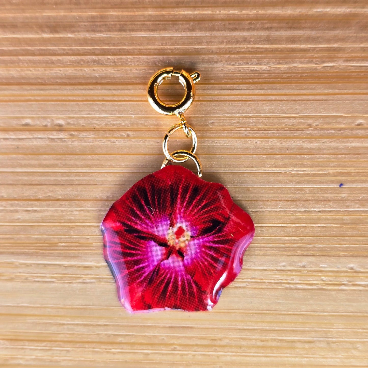 𝑪𝒉𝒂𝒓𝒎 𝒎𝒂𝒈𝒂 𝒓𝒐𝒋𝒂